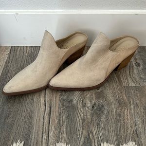 Coconuts by Matisse healed mule